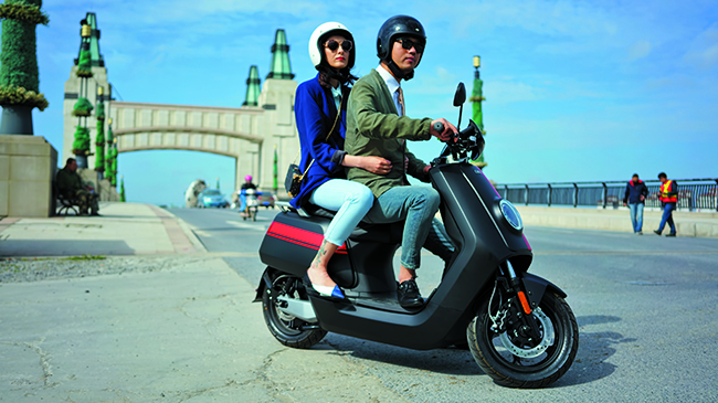 NIU NGT: el Smart eScooter 1 8n gt