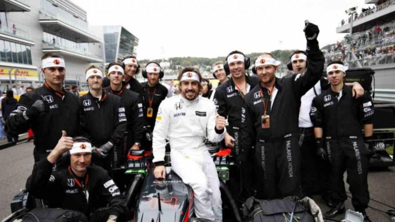 A subasta un mono de Fernando Alonso 1 alonso1 6