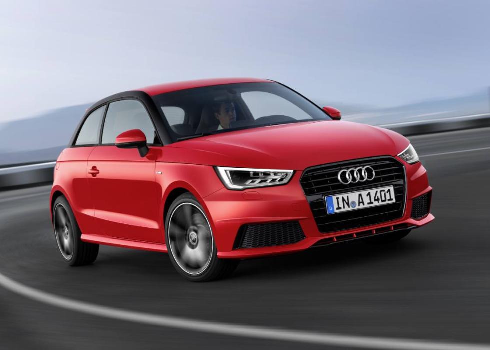 ¿Cuáles son los principales rivales del Audi A1? 1 audi sportback 15g