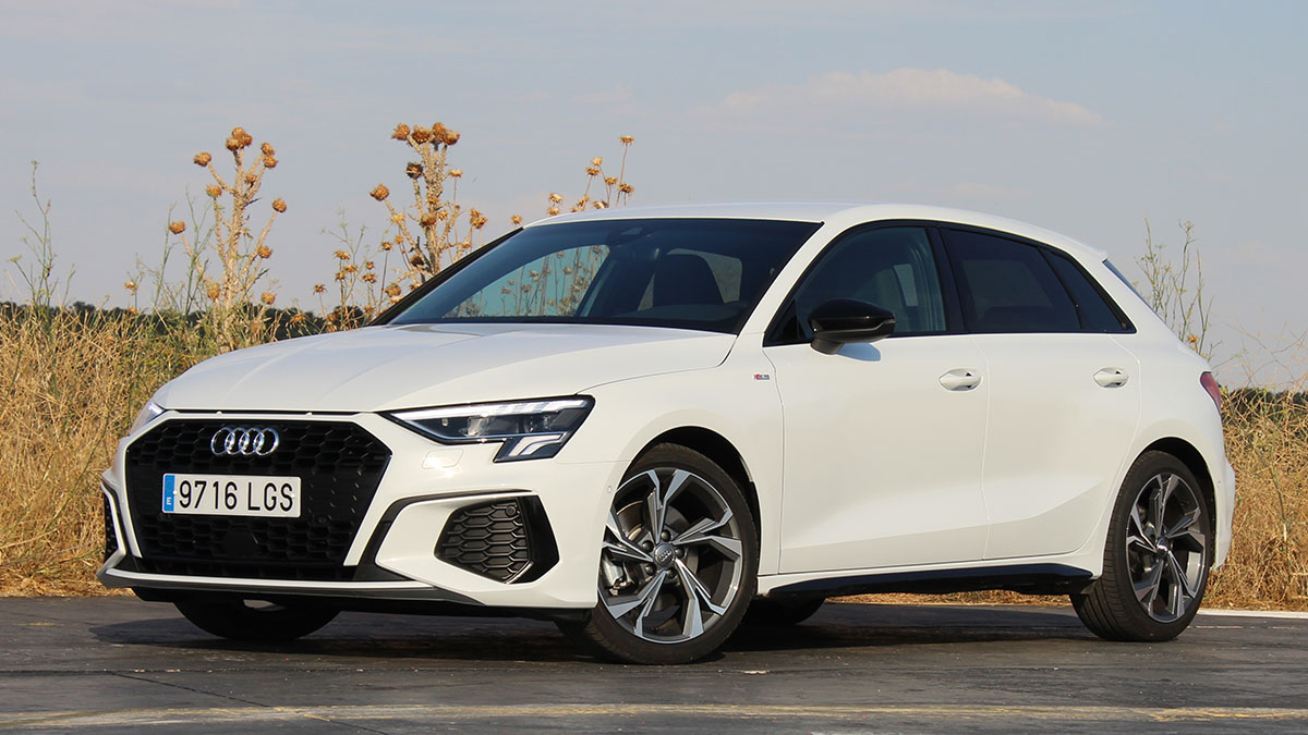 El Audi A3 2021 estrena motor gasolina... ¡y te enamorará con sus 190 CV! 1 Audi A3