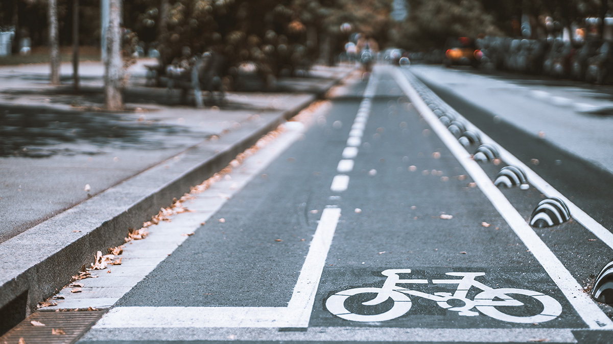 ¿Qué vehículos pueden circular por el carril bici? 1 carrilbici
