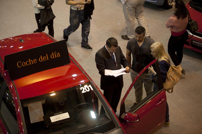 Qué debe incluir un contrato de compra-venta de un coche de segunda mano 1 compra venta coche