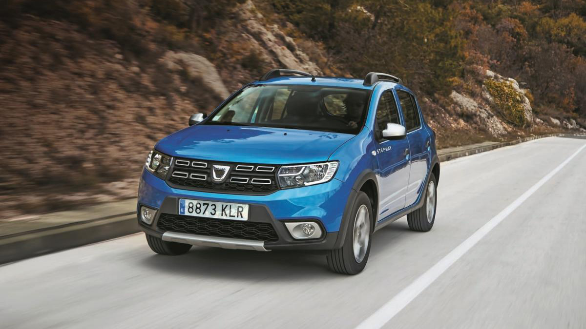 El Dacia Sandero gana el Premio Estrella Luike del Motor al utilitario más vendido 1 dacia sandero stepway 39g 1