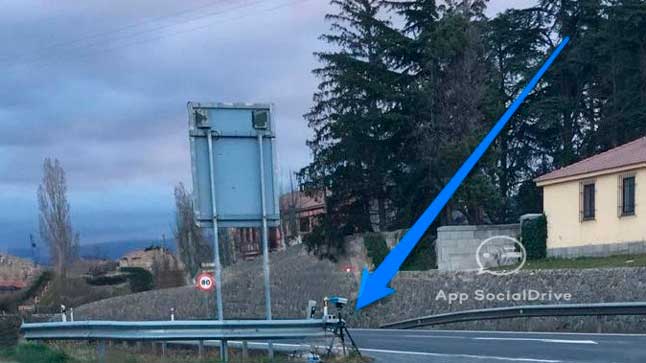 Los radares móviles secretos de la DGT que te multarán este verano 1 ec