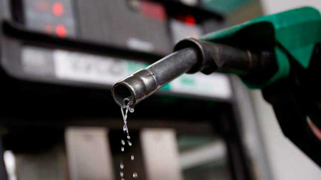 Los Presupuestos Generales del Estado esconden una subida de los carburantes 1 gasolinera1 2
