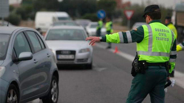 Estado de alarma: una persona por coche para hacer frente al coronavirus 1 guardiacivil 4