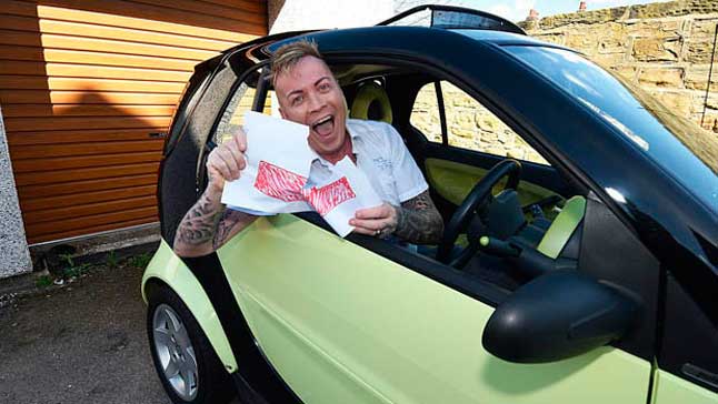 25 años y 11.000 euros para obtener el carné de conducir 1 learner driver test passes attempts christian whiteley mason