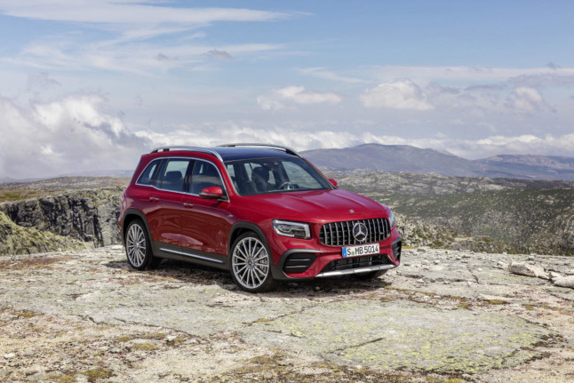 Mercedes-AMG GLB 35 4MATIC: misma habitabilidad y 306 CV de potencia 1 mercedes 4matic 17g