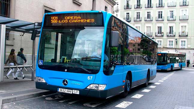 Los madrileños, los que más tiempo pasan en el transporte público 1 mercedes benzoftheemtmadrid