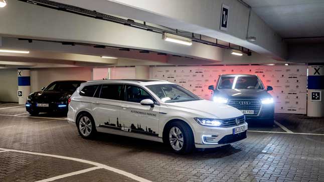 Volkswagen prueba el aparcamiento autónomo en Hamburgo 1 no more searching for parking spaces