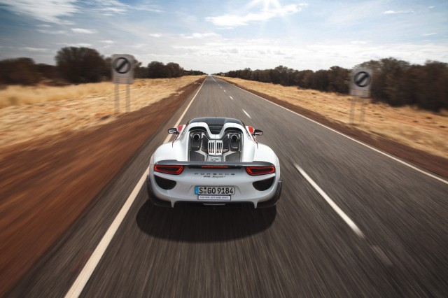 La mejor autopista para realizar pruebas de velocidad está en... Australia 1 porsche australia