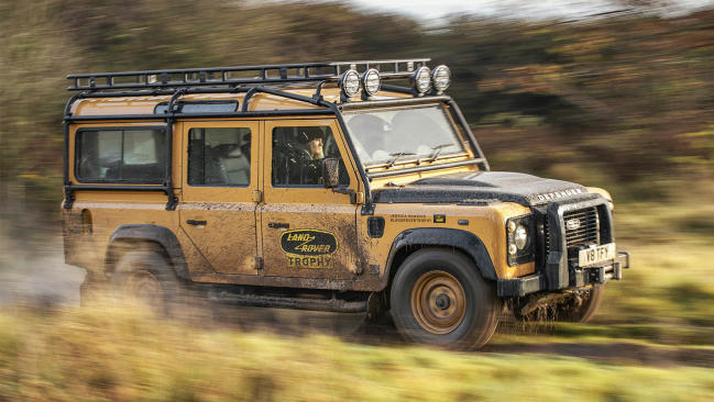Land Rover Defender Works V8 Trophy 86 preview 0e4f1cad2de12