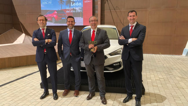Seat León recibe el premio 'ABC Mejor Coche del Año 2021' 40 preview 10e4e314af8b0