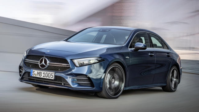 Fotos del Mercedes-AMG A 35 4Matic Sedán 1 Mercedes-AMG A 35 4MATIC Sedán: elegancia y deportividad