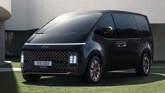 Fotos: Nuevo Hyundai Staria 1 Nuevo Hyundai Staria 2021: un monovolumen de corte futurista con capacidad para hasta 11 ocupantes