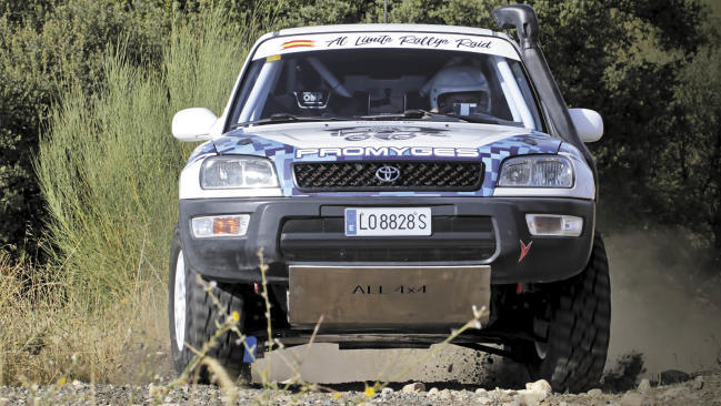 Toyota RAV4: prueba racing 1 Prueba racing: Toyota RAV4 de raids