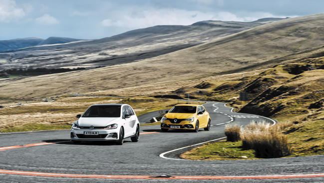 Fotos del Renault Mégane R.S.Trophy vs. Volkswagen Golf GTI TCR 11 preview 452ecc128cbcd
