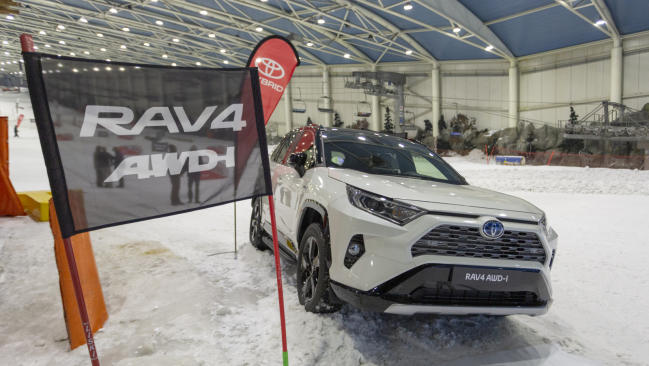 Fotos del Toyota RAV4 Hybrid AWD-i 28 preview 69e7574f3c3aa