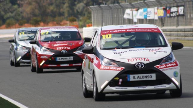 Fotos del Toyota Aygo de la Copa Kobe de Circuitos 1 Copa Kobe Iniciación: diversión a tope en un Toyota Aygo