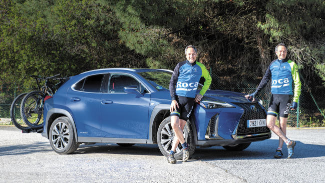Fotos del Lexus UX 250h y los hermanos Torres 1 preview a850a754ad7ef