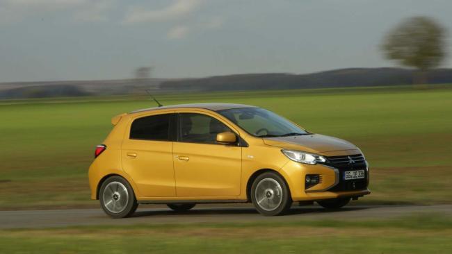Fotos del Mitsubishi Space Star 2020 83 preview a8c93dfd02303