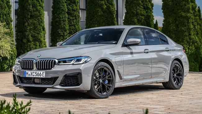 Fotos BMW 545e xDrive 2021 6 preview efc9ffef5bde7