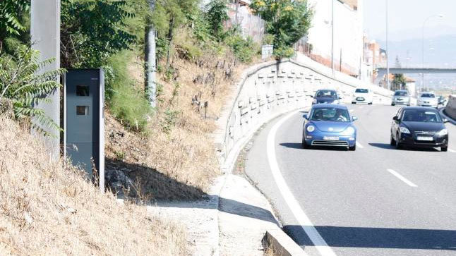 La DGT podría modificar el margen de error de los radares 1 radarfijo