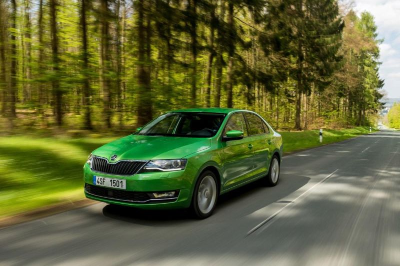 Los Skoda Rapid y Spaceback aumentan su equipamiento de serie 1 skoda1 40