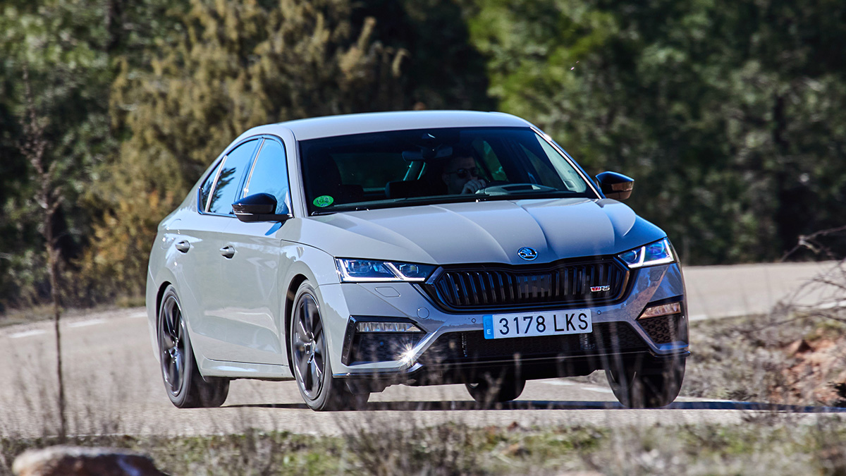 Nuevo Skoda Octavia RS 2021: primera prueba 1 skodaoctaviarsapoyado