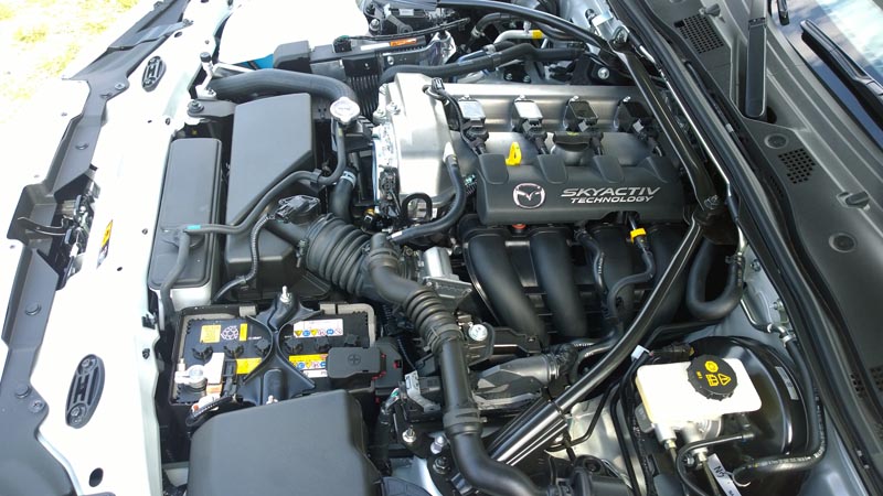 Análisis de mantenimiento del Mazda MX-5 1 wp20150903008