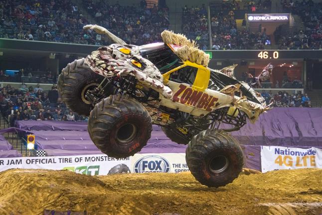 Ganadores de las entradas de la Monster Jam 1 zombie1601 1