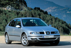Seat León 1.9 TDI 110 Signa exterior Seat León 1.9 TDI 110 Signa exterior