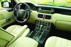 land-cruiser-vs-range-rover-71