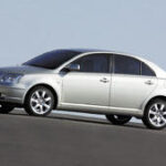 Toyota Avensis año 2004