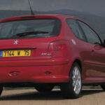 Peugeot 206 año 2004 trasera