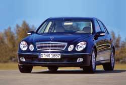 Mercedes Clase E año 2004 Mercedes Clase E año 2004