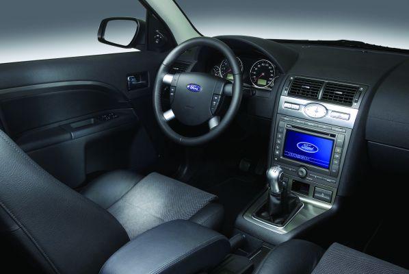 ford mondeo noviembre 2004 interior conductor picado