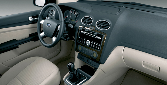 Ford Focus 1.6 (2005) TDCI Sedan INTERIOR