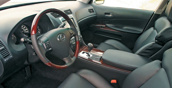 Lexus GS 300 (2005) Premium interior perfil
