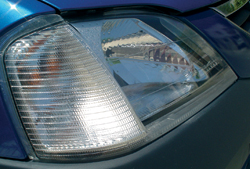 Dacia Logan 1.6 MPI (2006) Laureate alumbrado