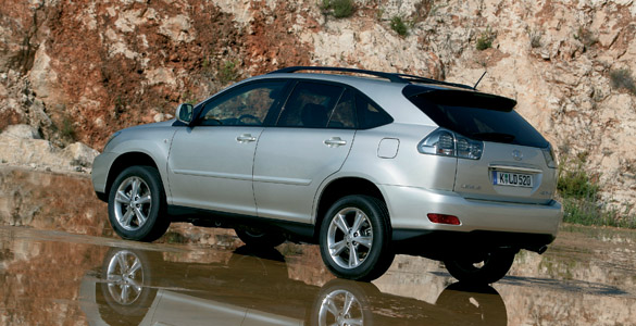 Lexus RX (2005) 400H trasera