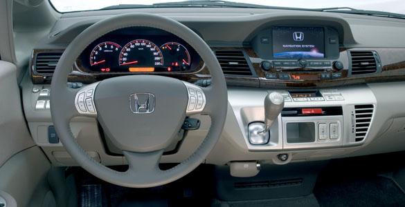 Honda I-CTDI FR-V (2005) Comfort  interior