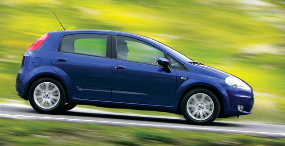 Fiat 1.3 (2005) Punto Dynamic perfil