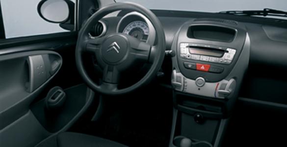 Citroën 1.4 (2005) interior