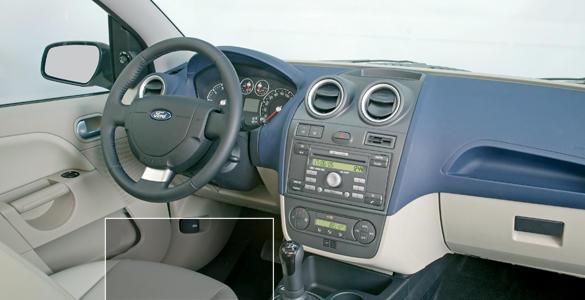 Ford Fiesta 1.4 TDCI (2005) Coupe Trend interior
