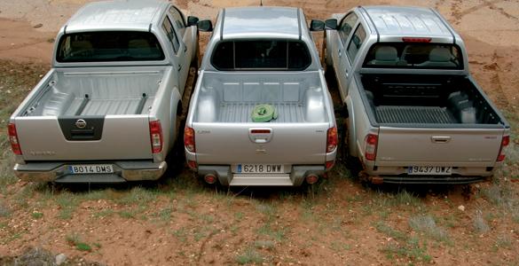 Isuzu Rodeo 3.0 TD V.S. Mitsubishi L200 2.5 DI-D V.S. Nissan Navar Isuzu Rodeo 3.0 TD V.S. Mitsubishi L200 2.5 DI-D V.S. Nissan Navar
