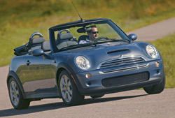 Mini Cooper S Cabrio 2006 3/4 delantero Mini Cooper S Cabrio 2006 3/4 delantero