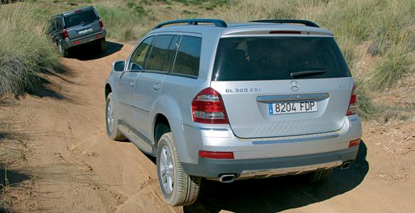 Mercedes GL 320 CDI vs Jeep Commander 3.0 CRD