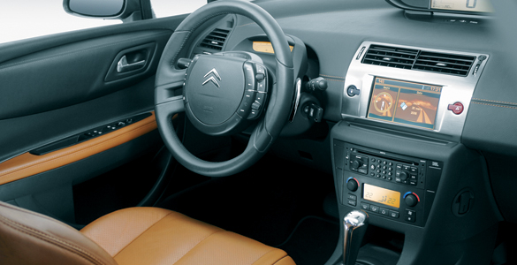 Citroen C4 HDI (2006) 110 CMP Aut. interior2
