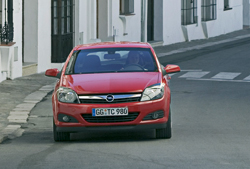 Opel Astra 1.9 cdti 120 Aut. Opel Astra 1.9 cdti 120 Aut.